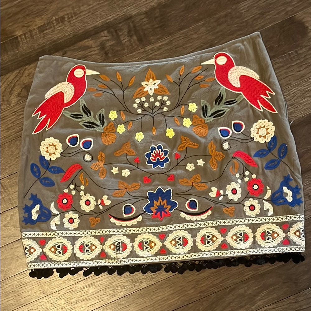 Altar’d State Embroidered BOHO skirt!